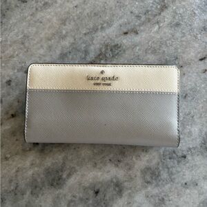 Kate Spade Silver and Cream Wallet Sleek Design